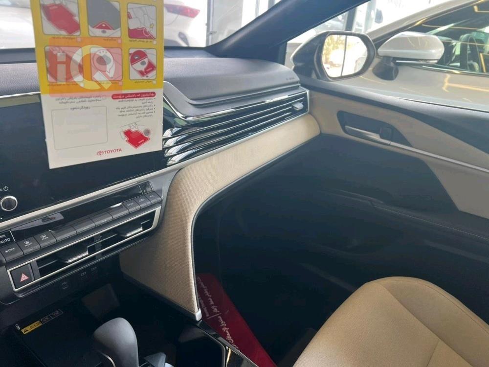 تۆیۆتا کامری